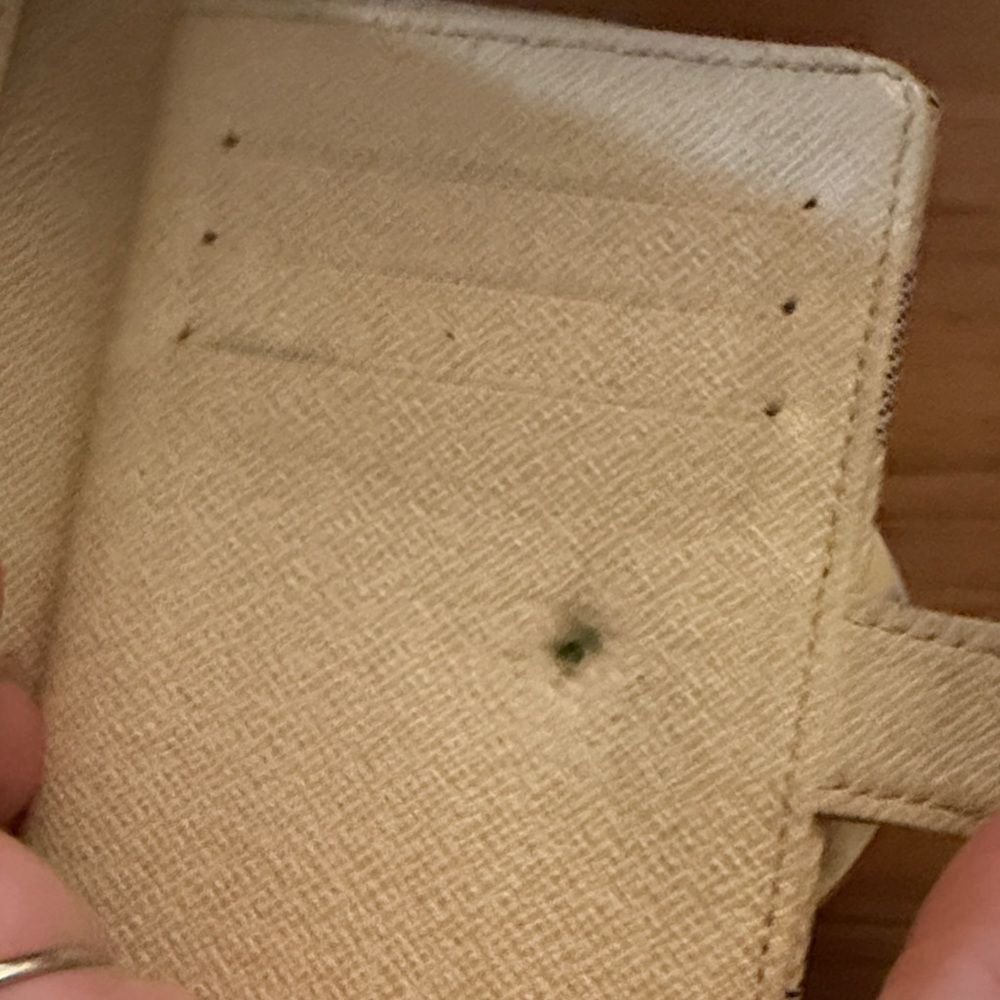 Louis Vuitton Cream and Gray Checkered Wallet - Picture 3 of 5